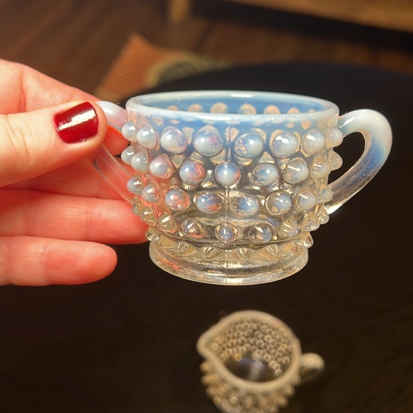VTG Fenton Glass White Opalescent Hobnail Moonstone Mini Cream & Sugar Bowl Set - Picture 3 of 11